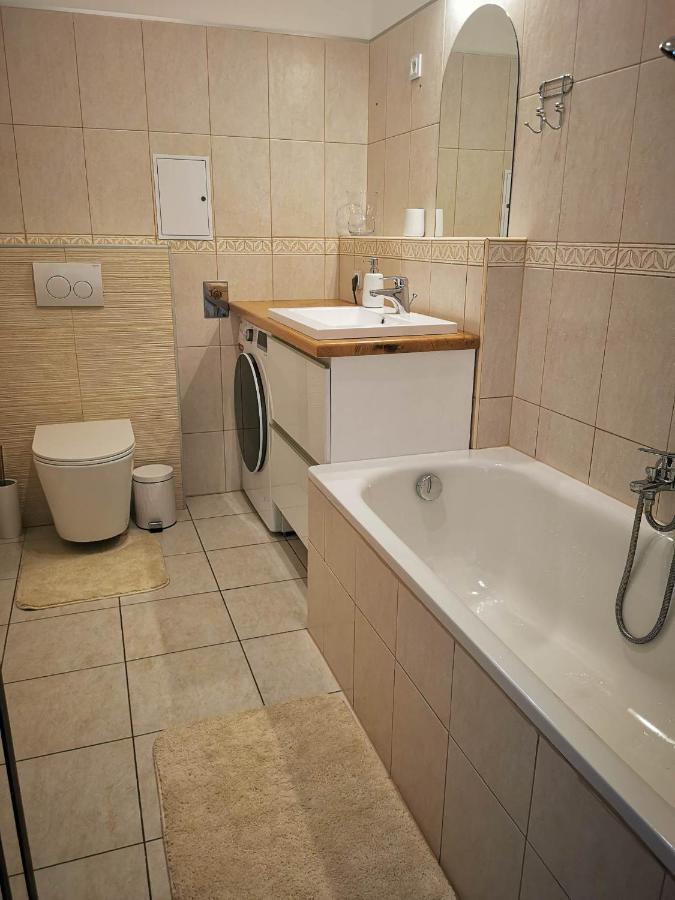 Panorama Gold Wellness Apartman Siófok Eksteriør bilde