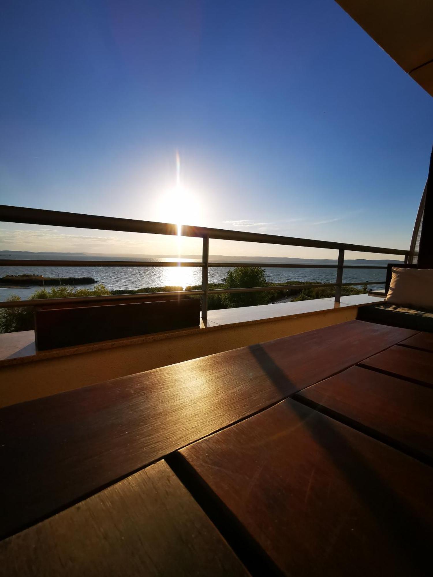 Panorama Gold Wellness Apartman Siófok Eksteriør bilde