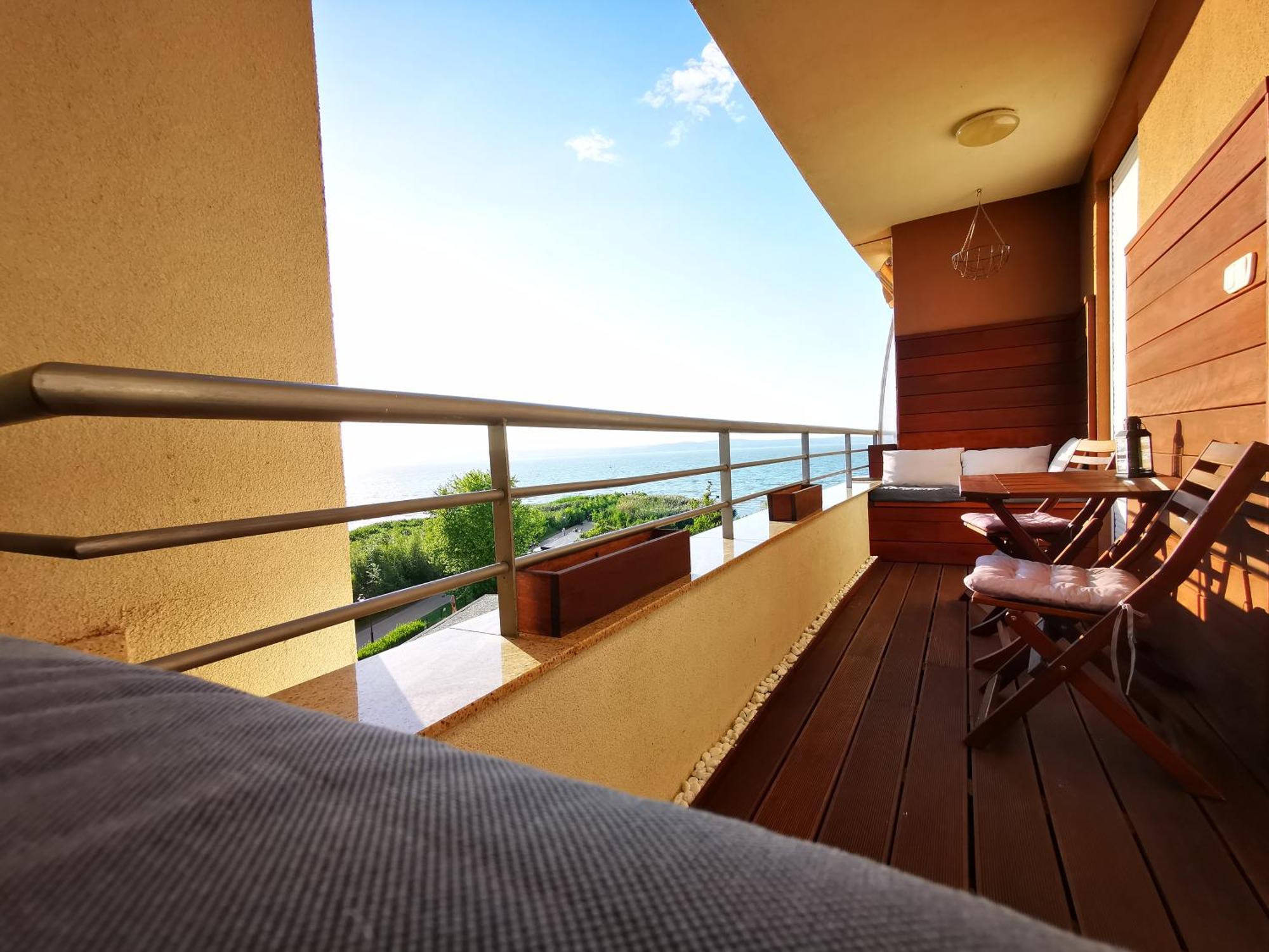 Panorama Gold Wellness Apartman Siófok Eksteriør bilde