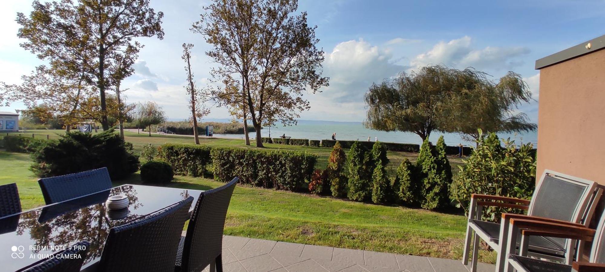 Panorama Gold Wellness Apartman Siófok Eksteriør bilde